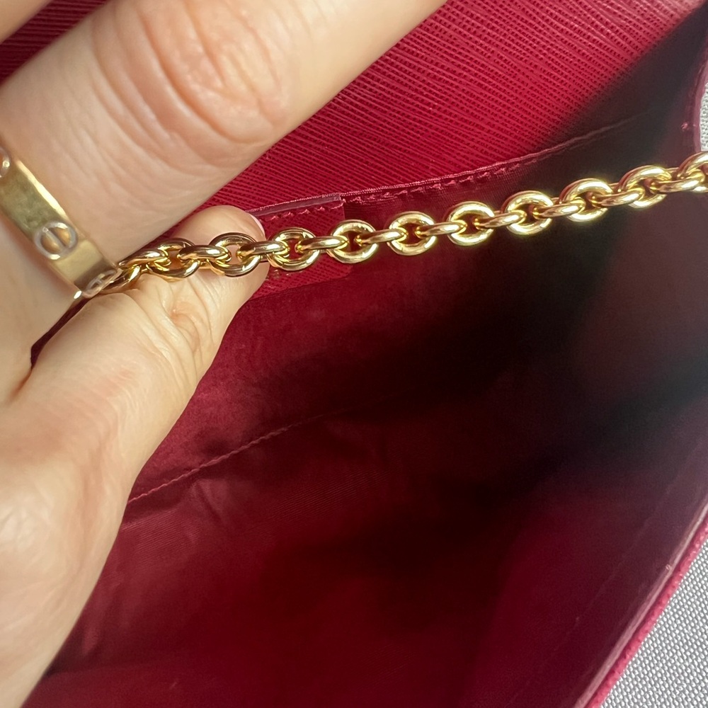 Salvatore Ferragamo Burgundy Crossbody Bag with Gold Chain - Picture 9 of 12